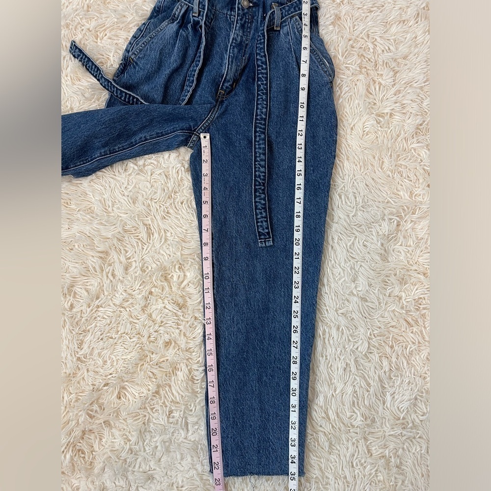 Abercrombie & Fitch Jeans Paper Bag High Rise A&F Mom 25 0S Raw Hem Blue belted - Picture 5 of 9